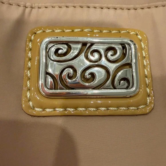 Brighton Tan Nylon Crossbody Shoulder Bag 🤎✨ w/ Dust Bag & Heart Charm - Picture 9 of 10